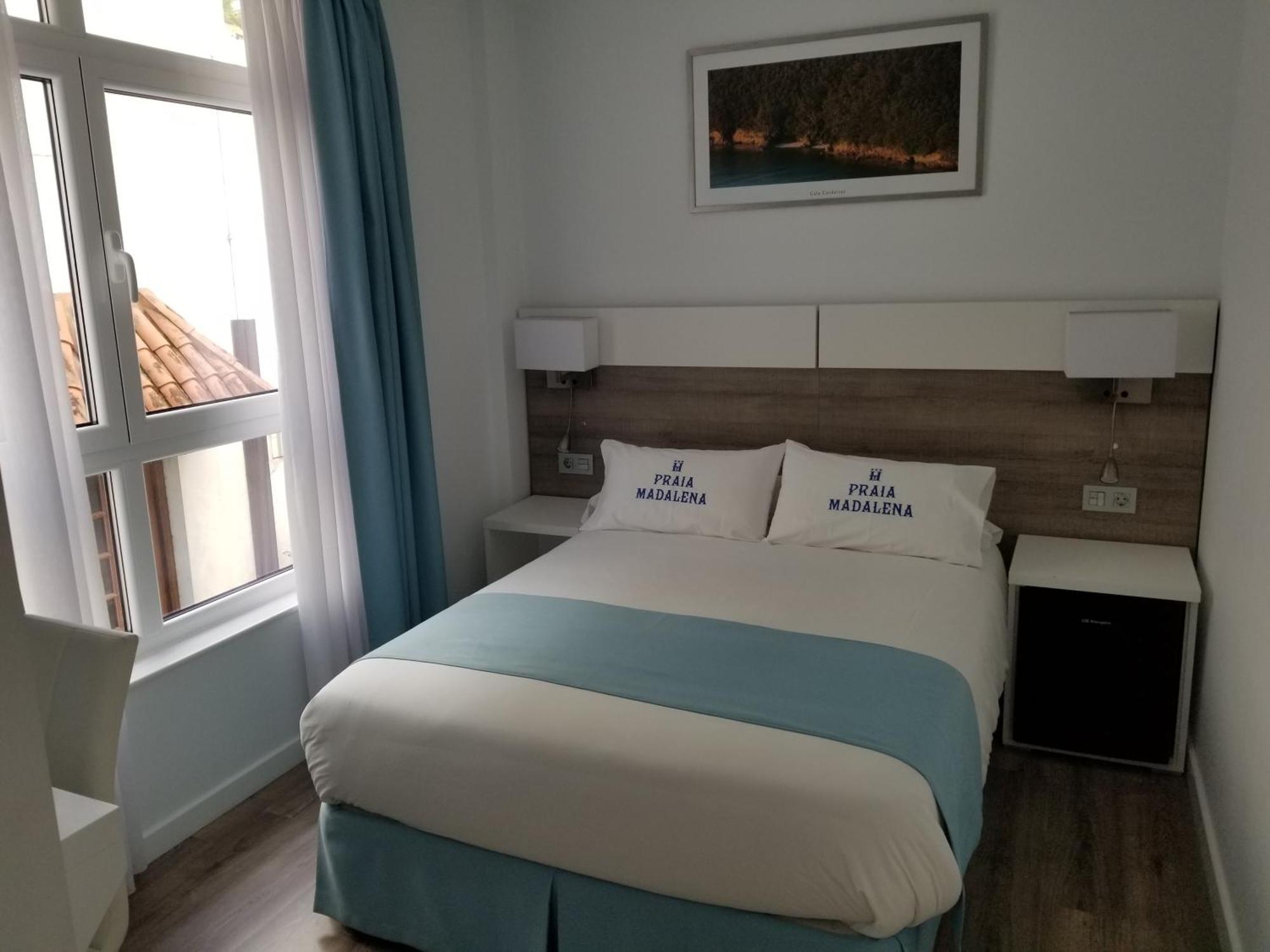 Hostal Praia Madalena Cedeira Habitación foto